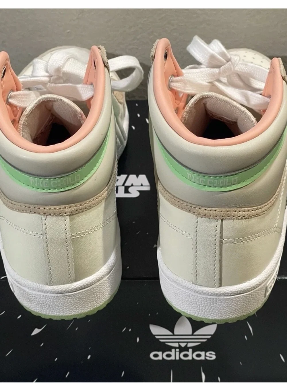 NIB Adidas Baby Yoda shoes Top Ten Hi Star size 5.5